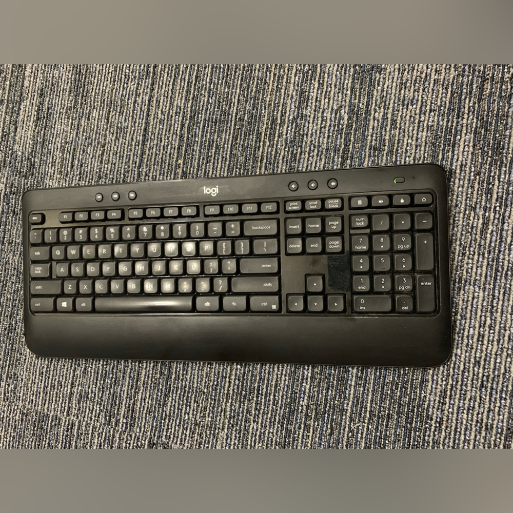 Logitech K540 Wireless Full-Sized Keyboard